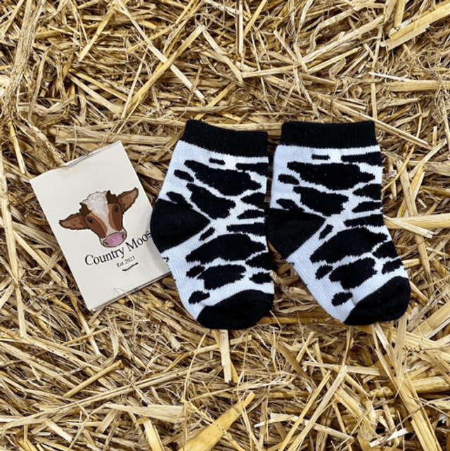 Childrens Cow Print Cow Socks (Crew Style)